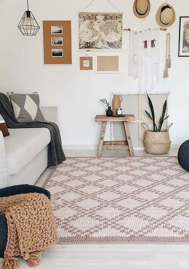 tapete de crochê para sala com decoração clean Foto Pinterest