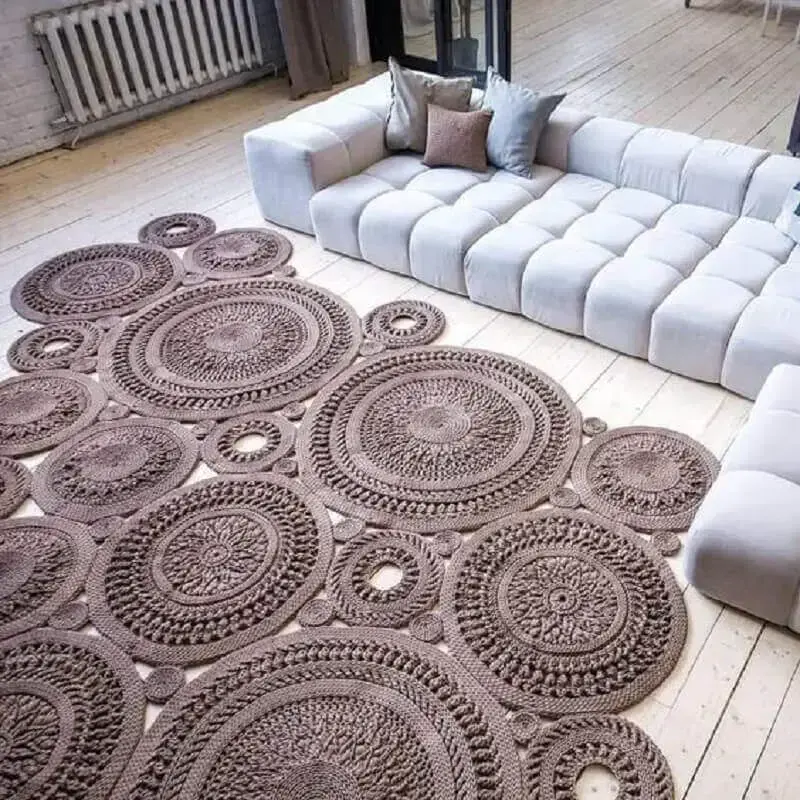 tapete de crochê para sala grande com sofá moderno Foto Pinterest