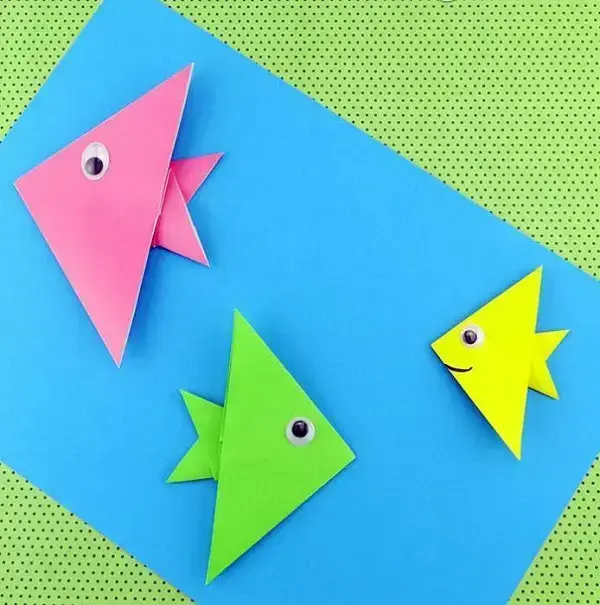 Origami fácil peixe colorido