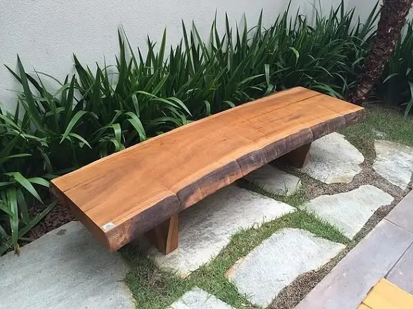 banco de madeira rústico para jardim