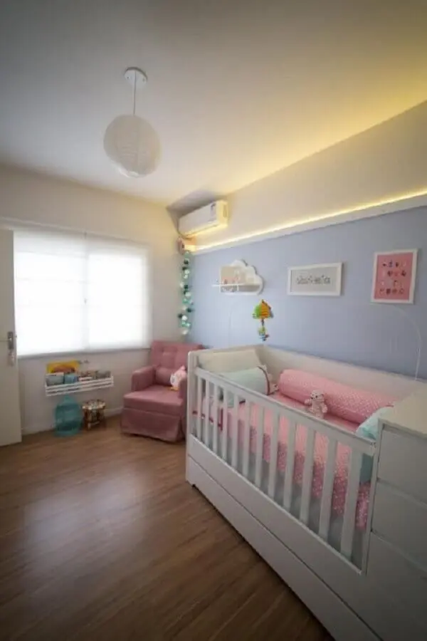 decoração de quarto de bebê rosa e azul Foto Studio Feijó