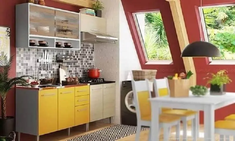 decoração simples de cozinha modulada com armários com portas amarelas Foto Lojas KD