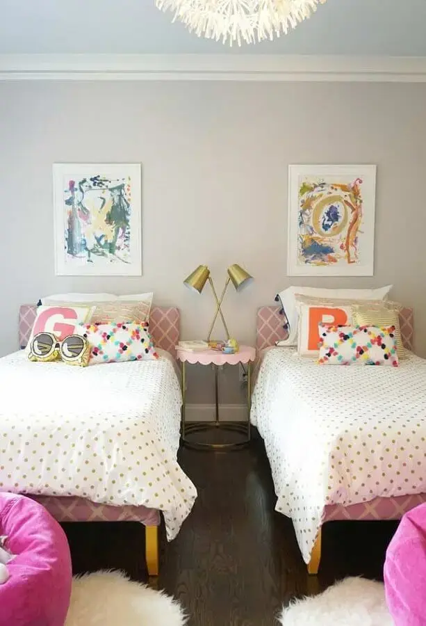 decoração simples para quarto de menina compartilhado Foto Pinterest