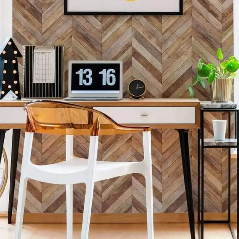 papel de parede madeira para decoração de home office Foto Redecorei