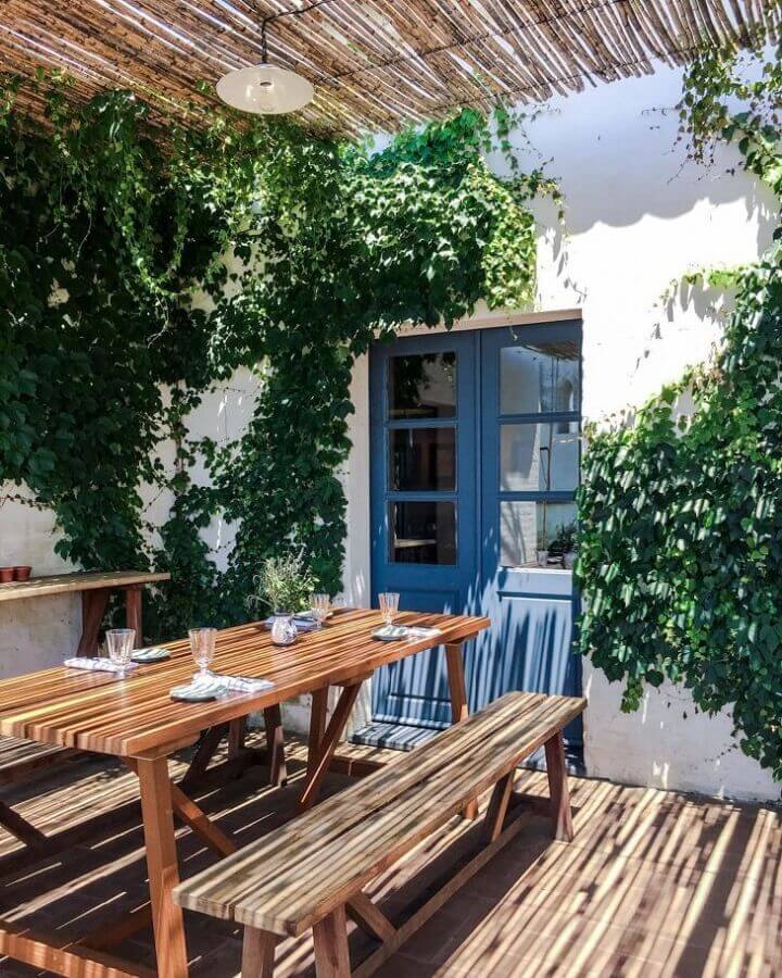 varanda decorada com portas francesas externas azul Foto Pinterest