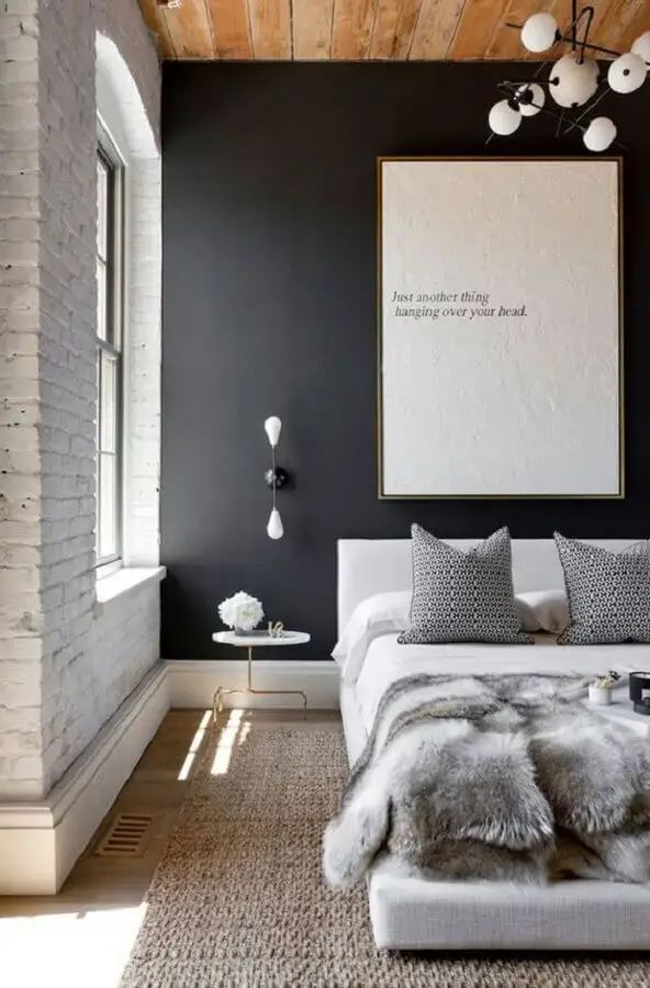 cinza chumbo parede para decoração de quarto de casal com cama japonesa Foto Refinery29