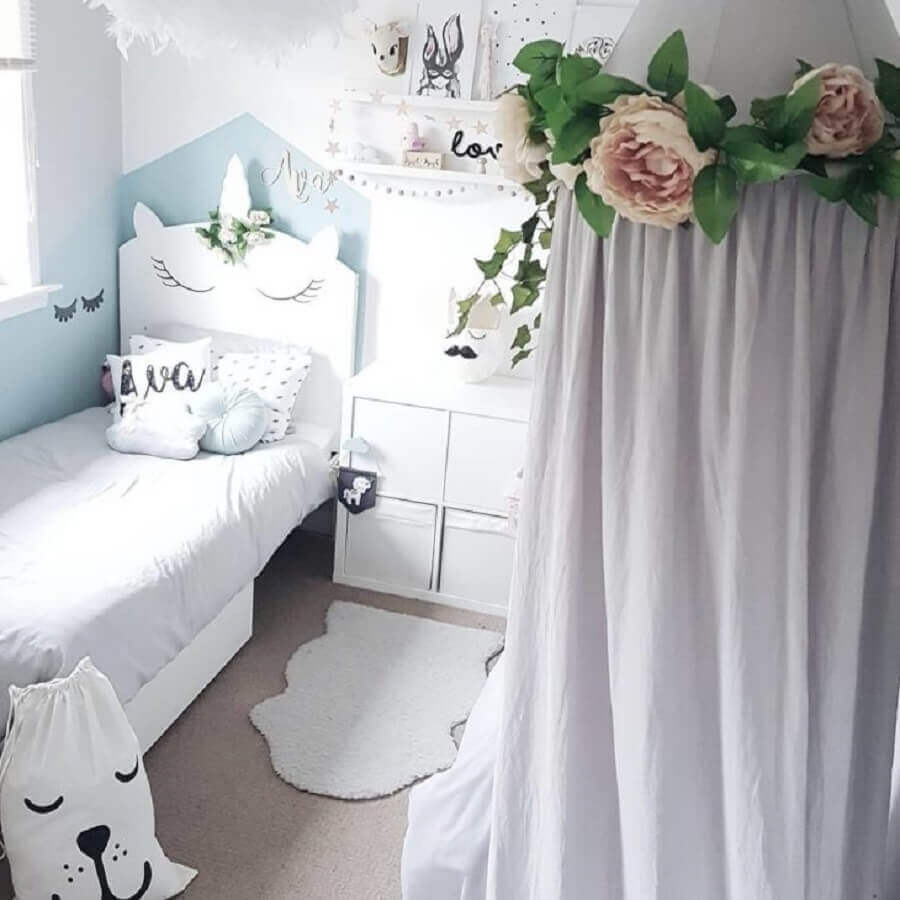 decoração clean para quarto unicórnio azul e branco Foto Crafted Pine