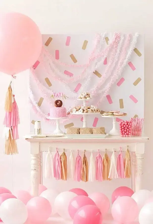 simple white and pink children's party decoration Photo Ideas Decor