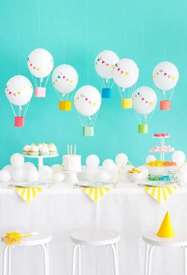 Delicate decoration for simple beautiful children's party Photo Ideas Decor