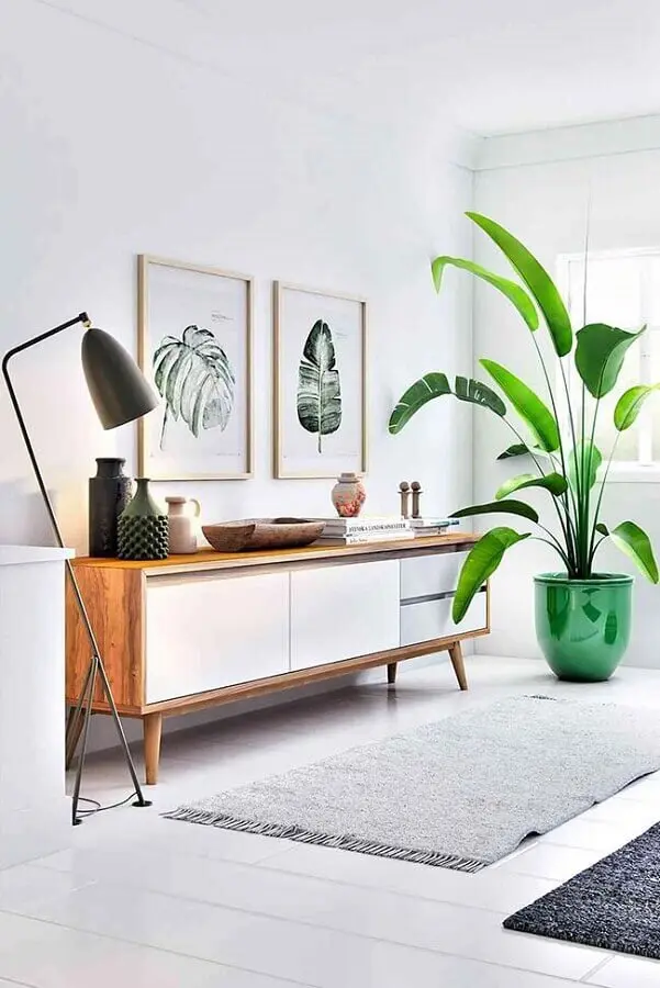 decoração minimalista com abajur moderno de chão Foto Pinterest