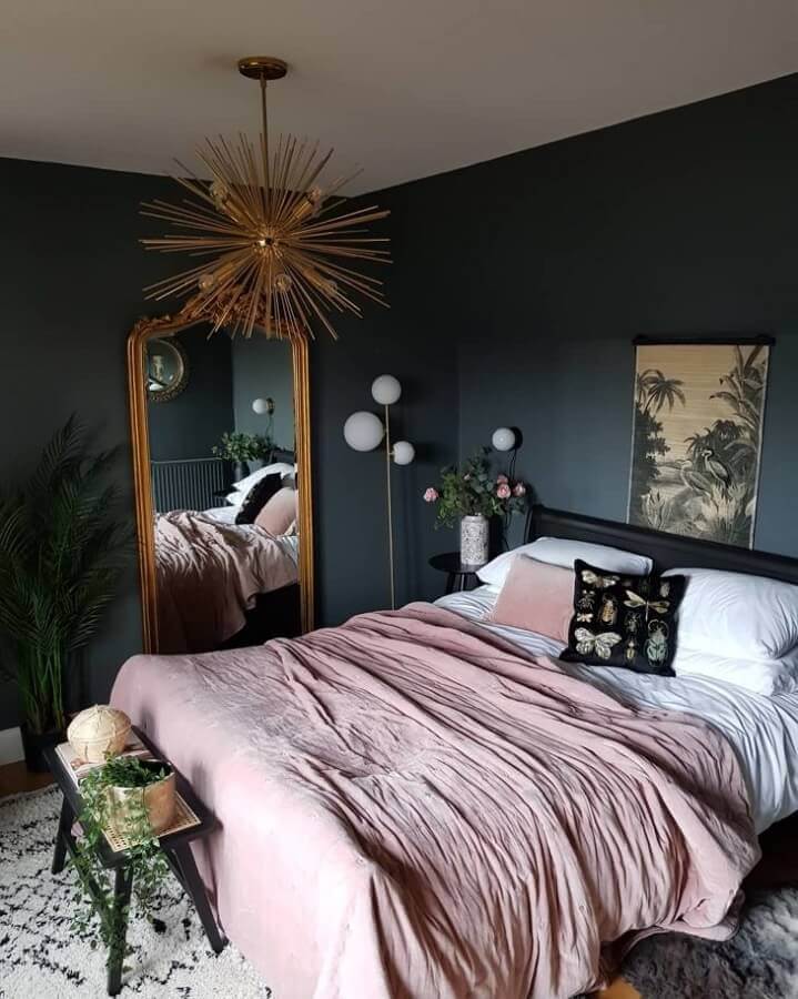 espelho grande para quarto de casal na cor cinza chumbo Foto Pinterest