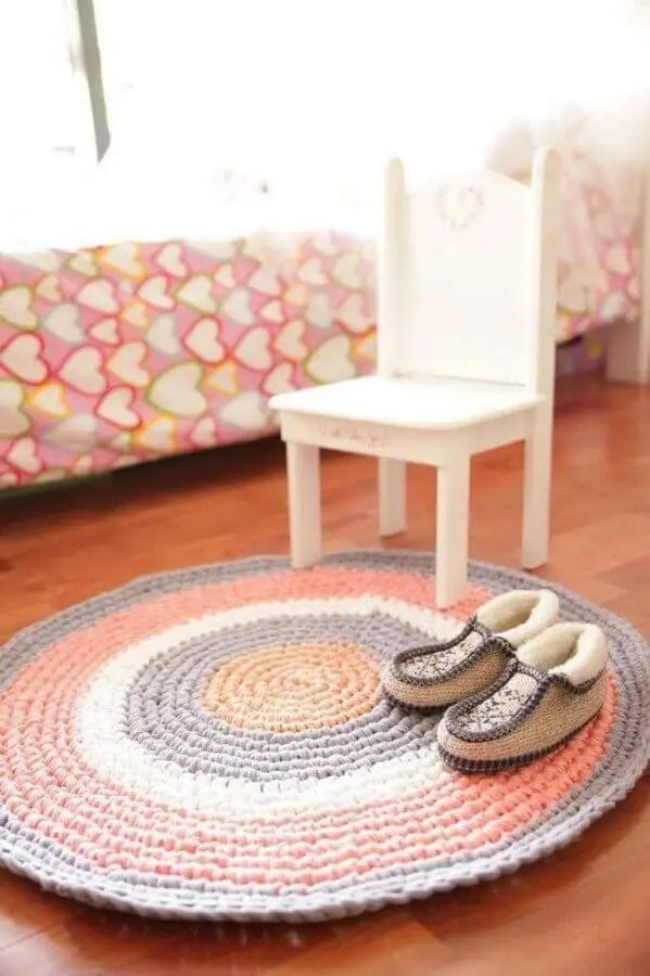 modelo redondo de tapete de crochê para quarto Foto Pinterest