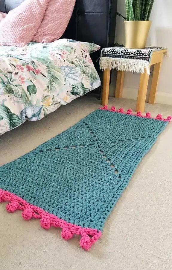 modelo simples de tapete de crochê para quarto Foto Pinterest