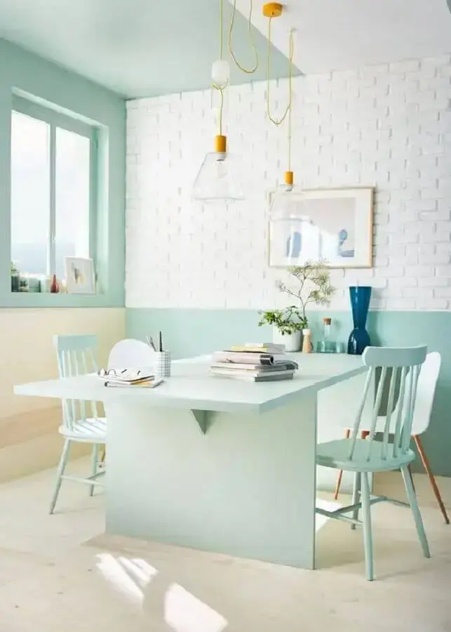decoração clean para sala de jantar na cor verde menta e branco Foto Pinterest
