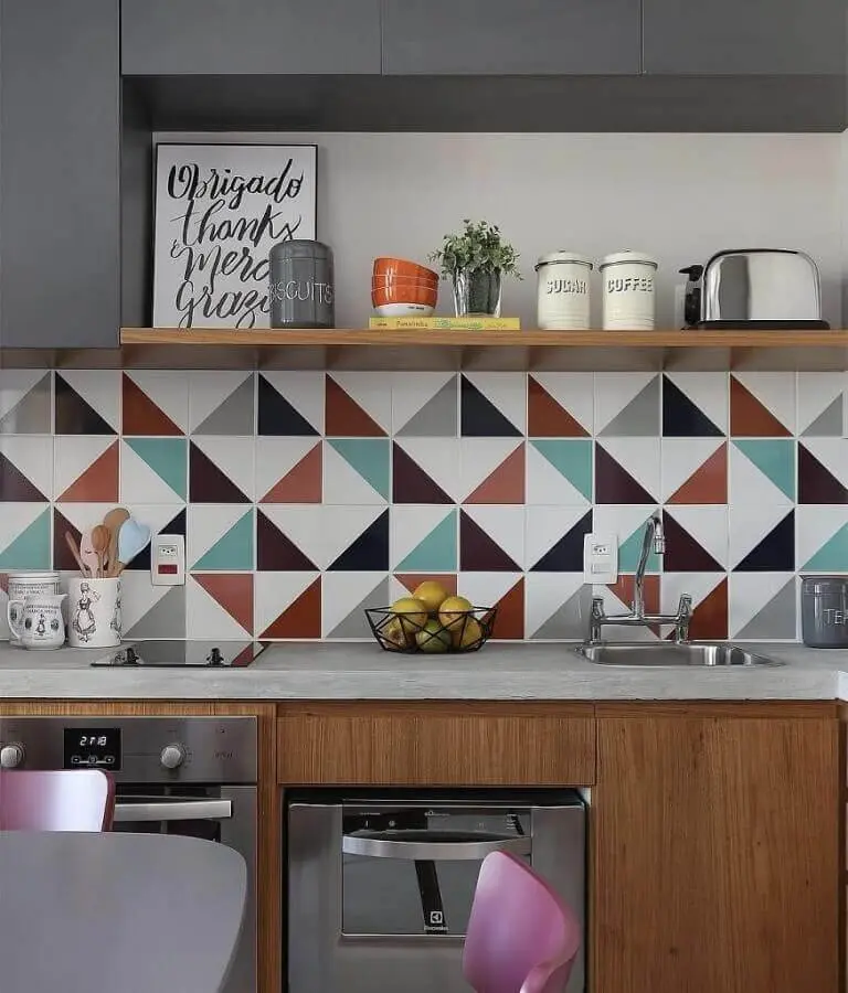 decoração com faixa para cozinha moderna planejada Foto Pinterest