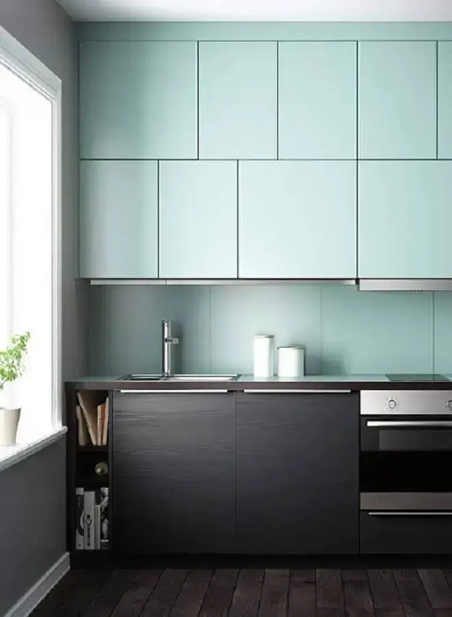 decoração moderna para cozinha verde menta e preta Foto Lokoloko