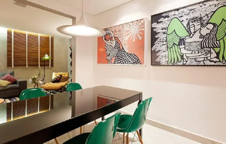 decoração para sala de jantar com cadeiras verde esmeralda Foto Pinterest