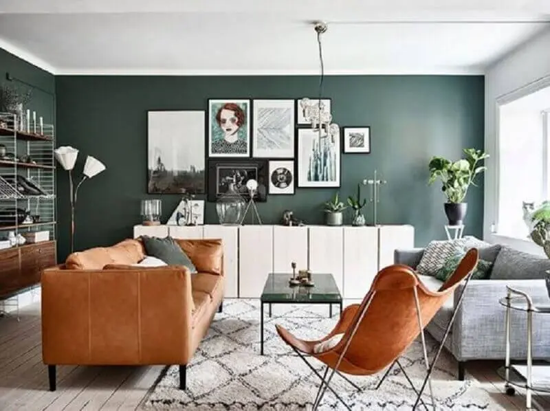 sofá cinza e marrom para decoração de sala verde Foto Futurist Architecture