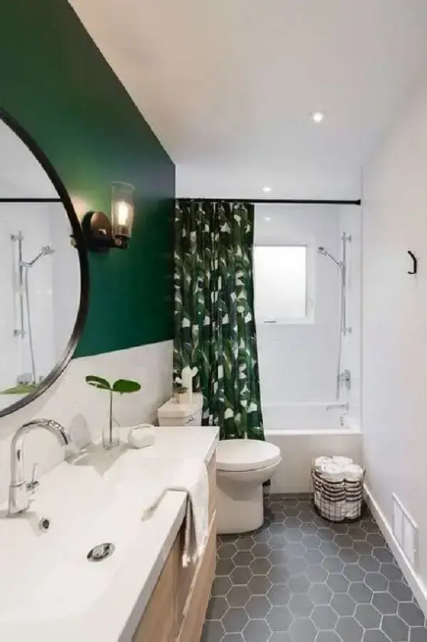 tons de verde esmeralda para decoração de banheiro pequeno Foto Pinterest