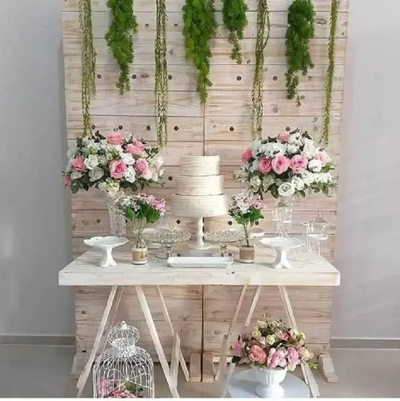 arranjo de rosas para decoração para bodas de cristal simples Foto Pinterest