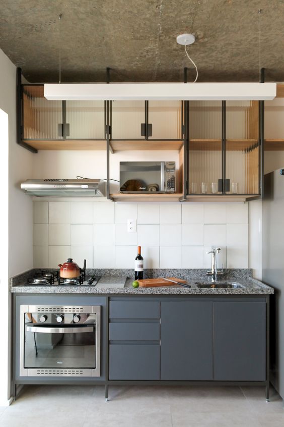 Armário de cozinha pequeno moderno