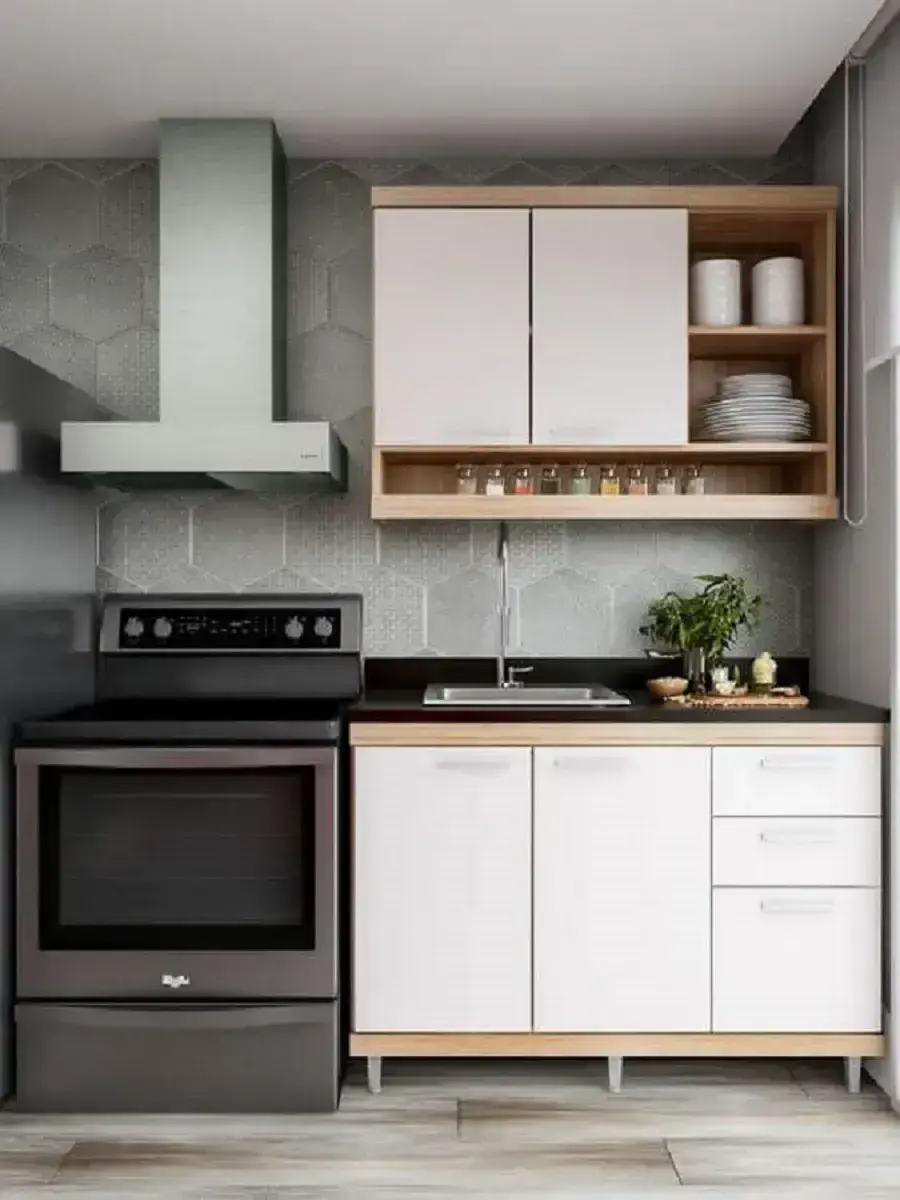 Decoração simples com armário de cozinha compacta