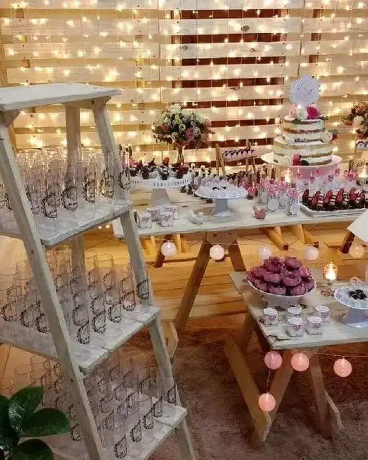 ideia de decoração para festa bodas de cristal simples Foto Pinterest