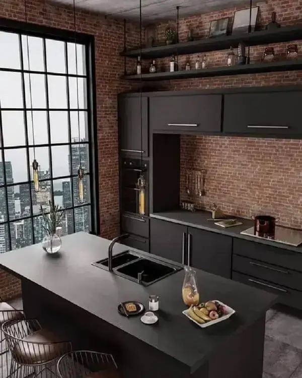 Decoração de cozinha moderna com prateleira industrial preto. Fonte: Tobi Makinde