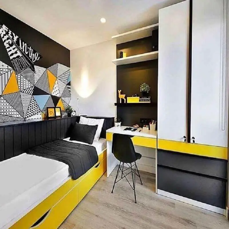 decoração de quarto de adolescente masculino planejado branco preto e amarelo Foto Renda Helin Design & Interiores