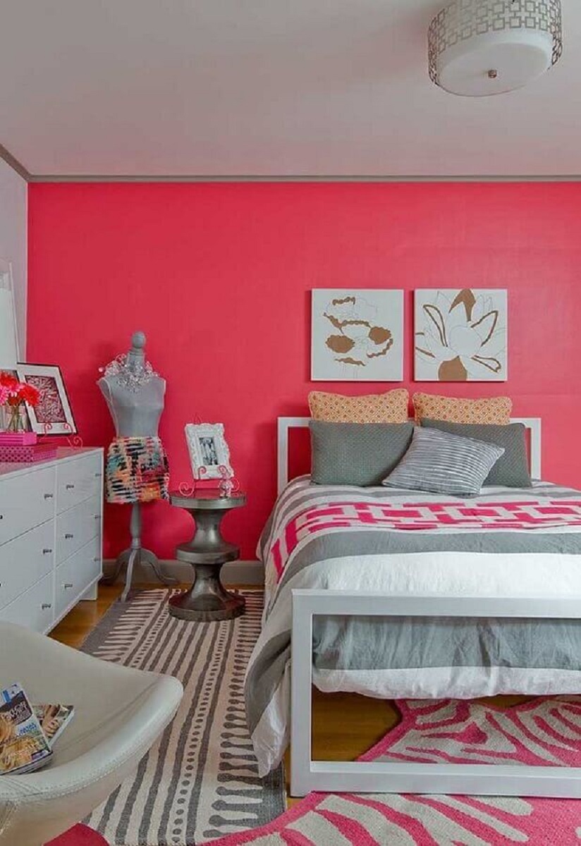 quarto feminino decorado com cor de parede rosa Foto Pinterest