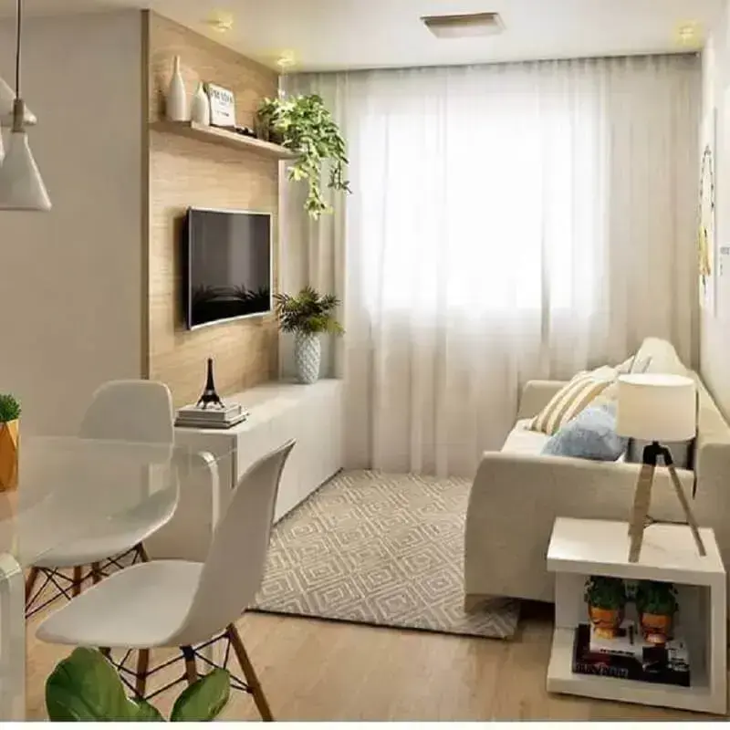 sala de apartamento pequeno decorado com painel de madeira Foto Espaço Mulher