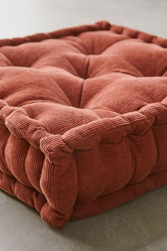 Almofada futon vermelha de suede