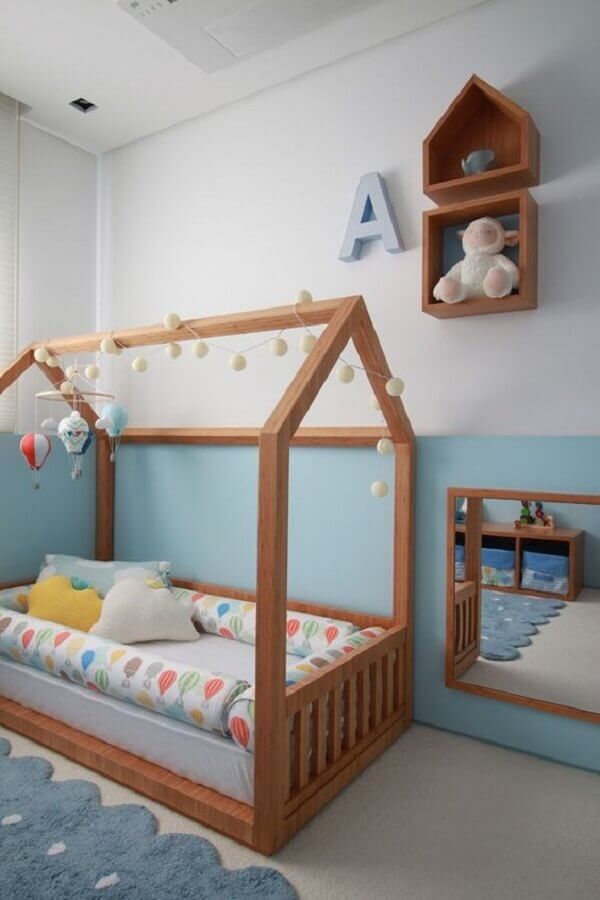 camas baixas infantil para quarto com estilo montessori Foto Pinterest