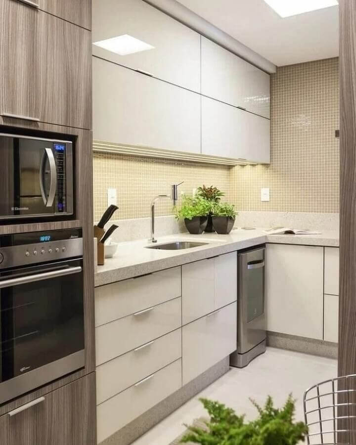 cozinha de apartamento planejada de canto moderna Foto Marfim Ambientes