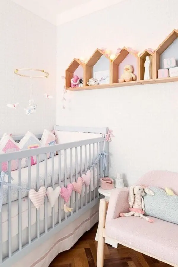 decoração candy colors para quarto de bebê Foto Constance Zahn
