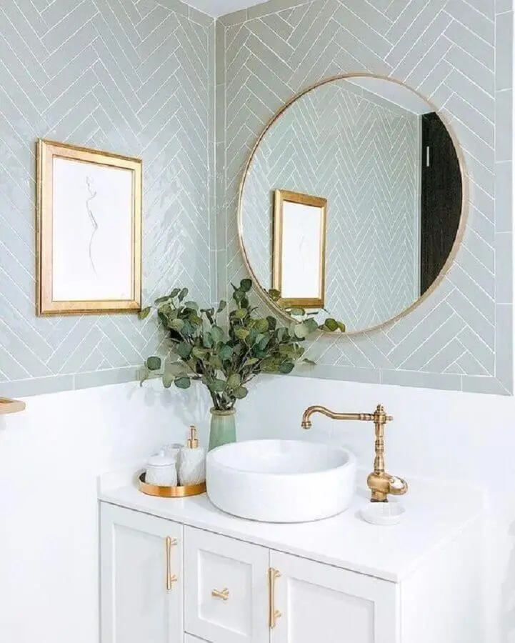 espelho redondo para banheiro com estilo clássico Foto Casa Très Chic
