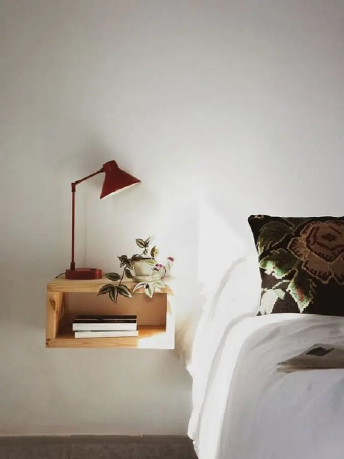 luminária para leitura quarto branco com decoração minimalista Foto A Casa Delas