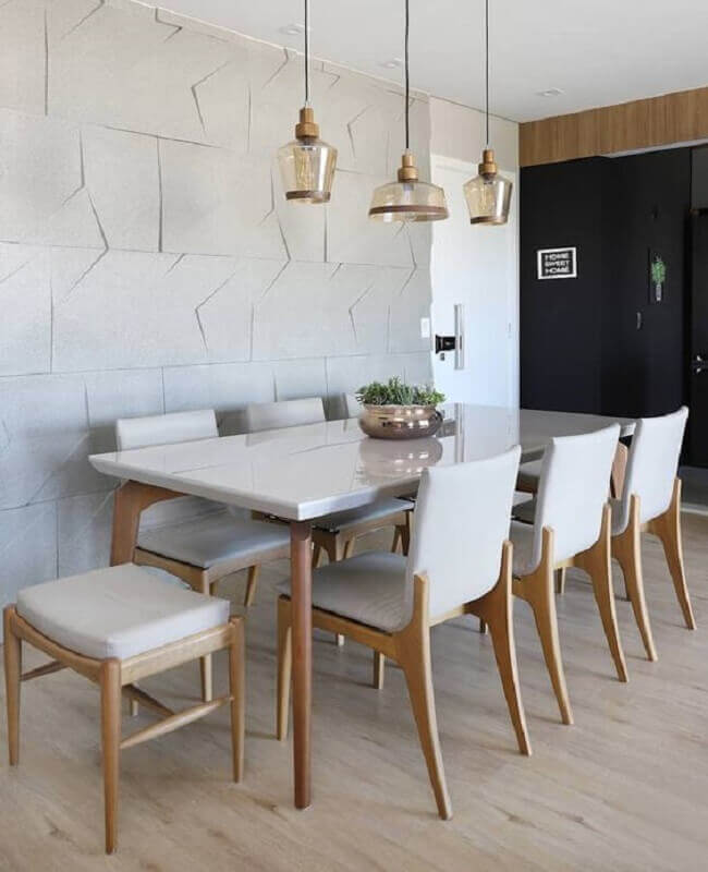 sala de jantar moderna decorada com parede branca 3d Foto Homify