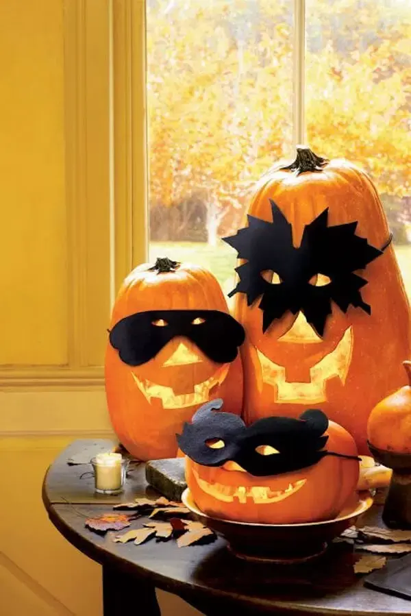 A Abóbora de halloween conta com máscaras