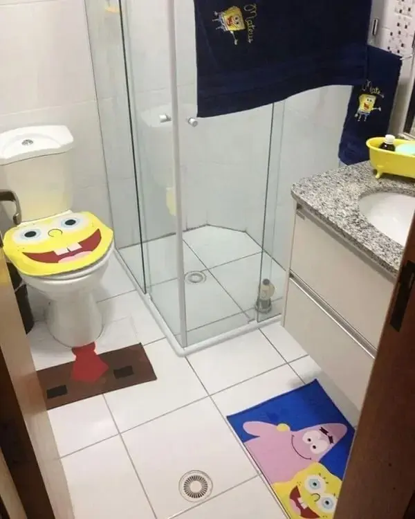 Fãs do bob esponja vão amar essa decoração de banheiro infantil