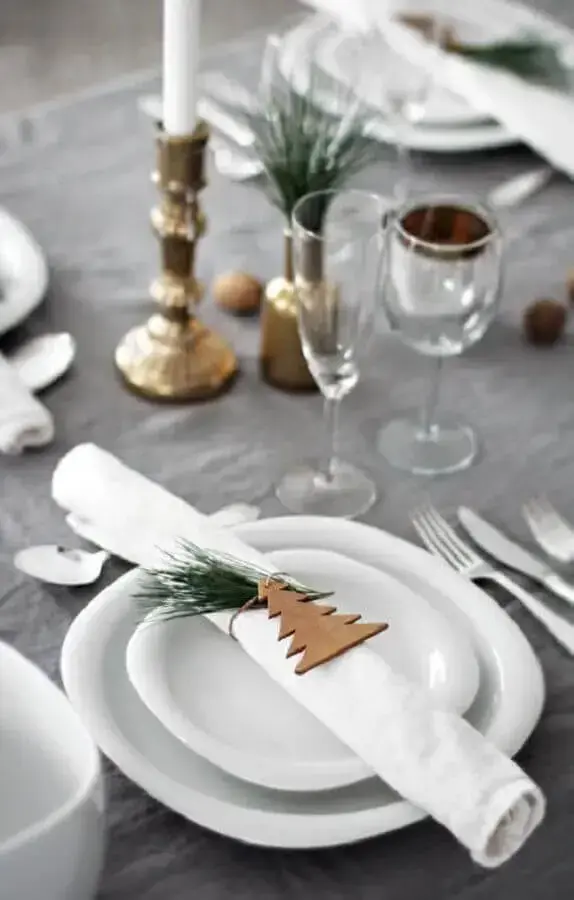 decoração de mesa natalina moderna e minimalista Foto Pinterest