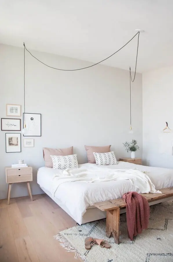 decoração minimalista para quarto com luminária pendente de cabeceira Foto Pinterest