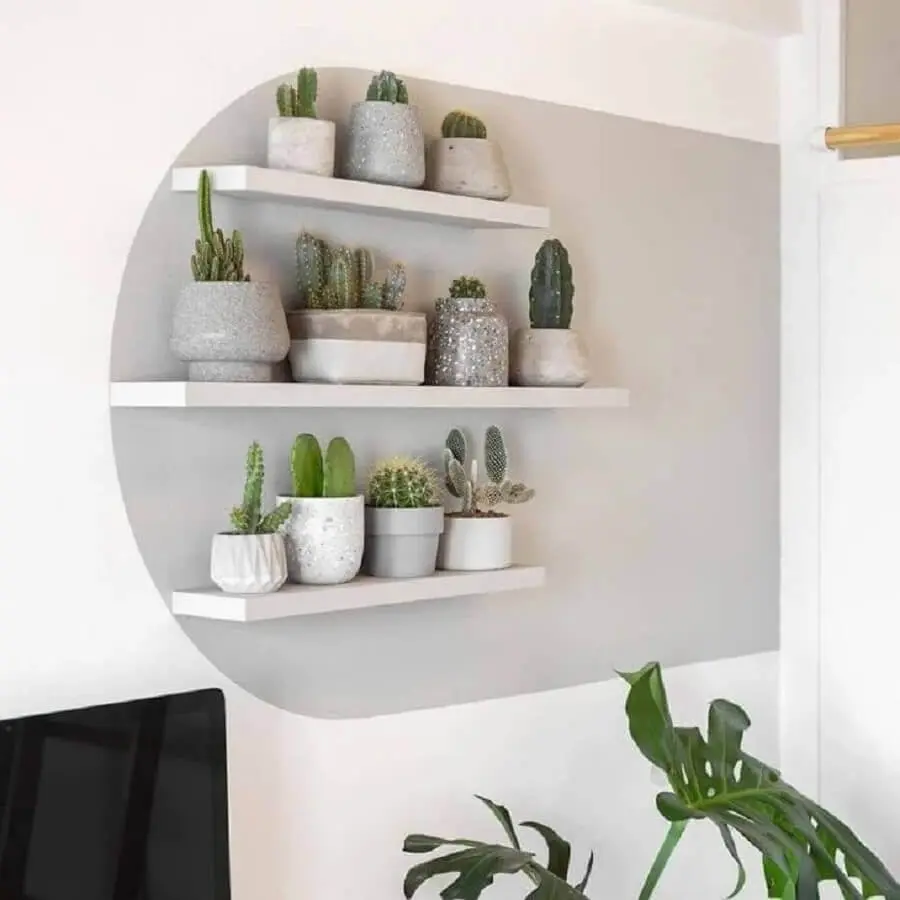 decoração moderna com prateleira para vasos de plantas Foto Pinterest