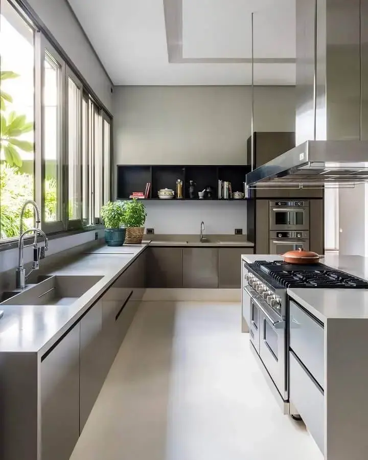 decoração moderna de cozinha completa de canto com ilha Foto Maurício Karam Arquitetura