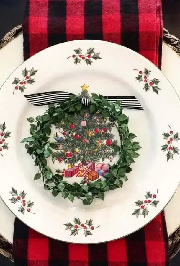 enfeite de mesa natalino com prato temático de árvore de natal Foto Christmas Glitter