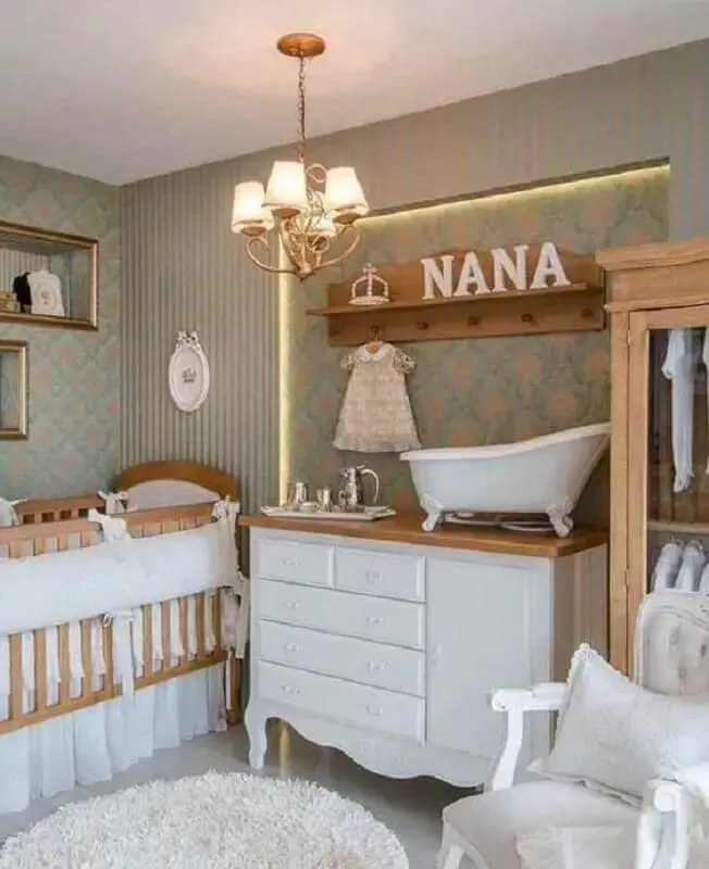 decoração com lustre pendente para quarto de bebê Foto Pinterest