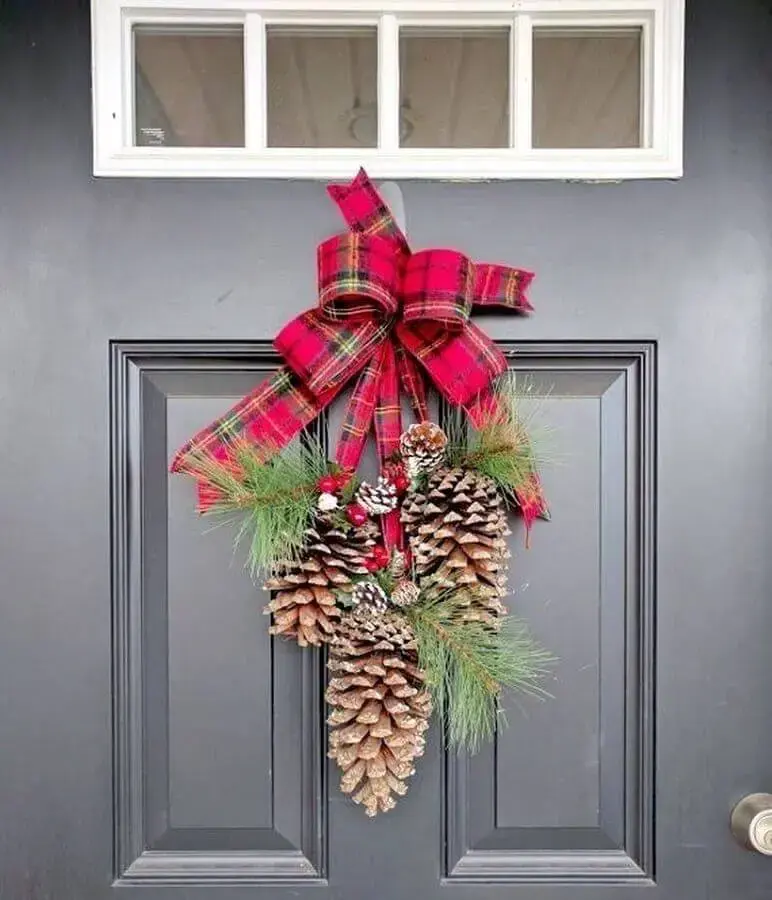 Christmas ornament with pinecone and checkered bow for door Photo Rustic & Woven