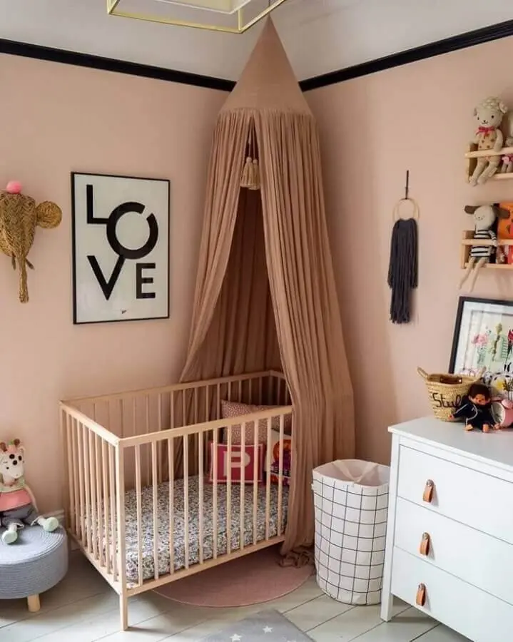quadros para quarto de bebê feminino decorado em rosa pastel Foto Casa de Valentina