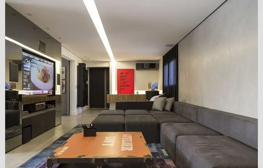 sofá grande confortável cinza para sala de TV moderna Foto Pinterest