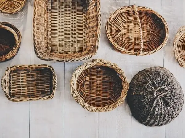 As cestas também funcionam como um objeto versátil e são ótimos elementos artesanais